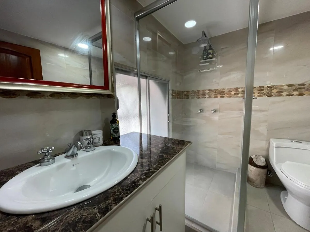 Colonial Delux L By Comfy & Cozy Villa Quito 0*,  Ecuador